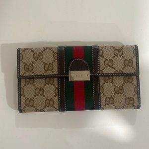Faux Gucci clutch wallet